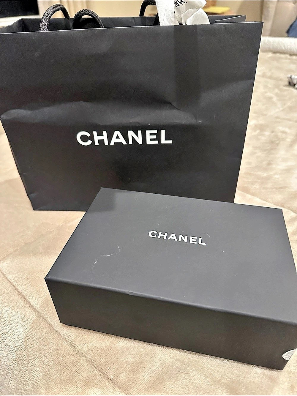 Chanel Caviar Quilted Small Top Handle Vanity Case with Chain Black